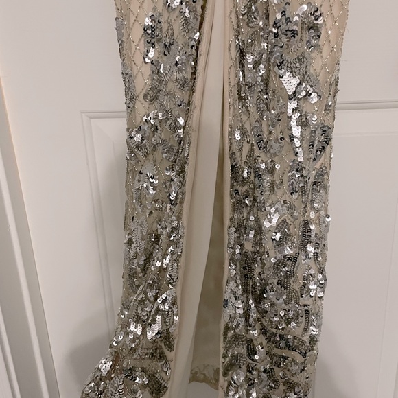 Gorgeous Designer Parker Black Hand Sewn Beaded Sequin Gown - Picture 6 of 10